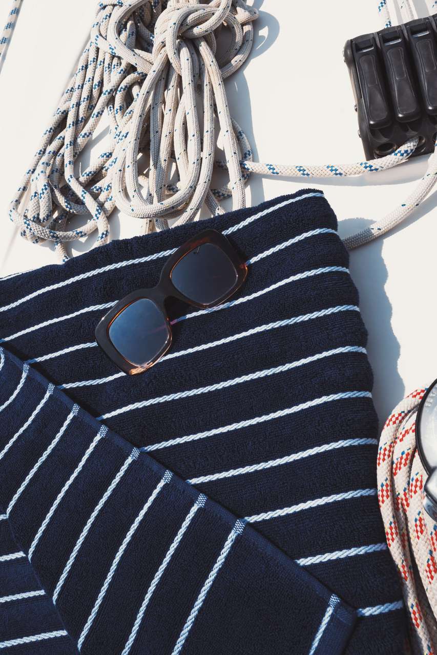 OL2000 OLIMA BEACH STRIPED TOWEL1